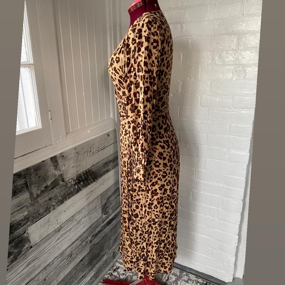 Gap leopard 🐆 wrap dress. NWT - Picture 6 of 8